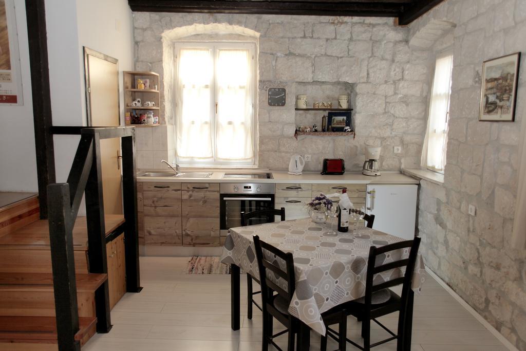 Apartment Tragurium Trogir Bagian luar foto